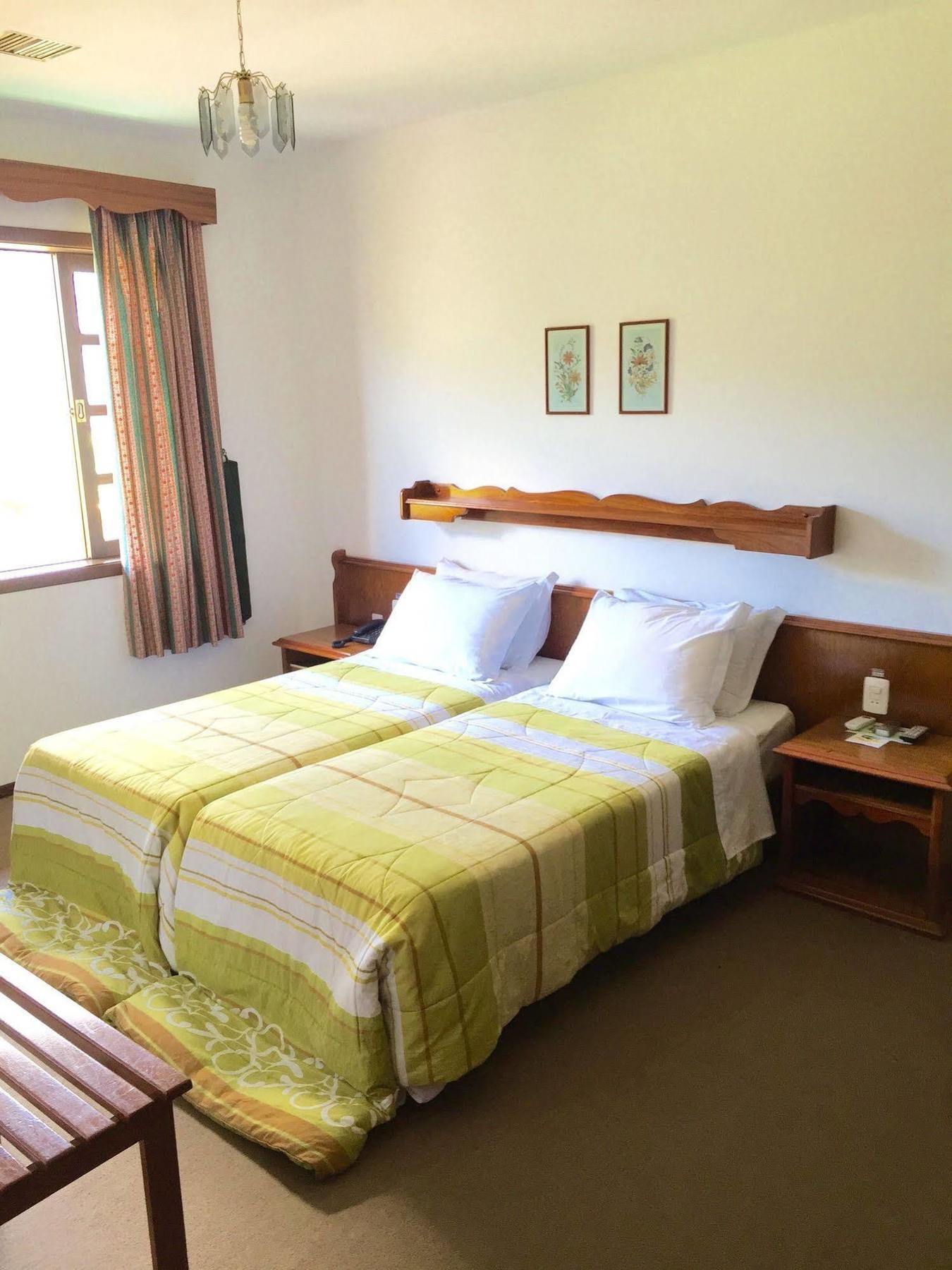 Hotel Bergblick 2*